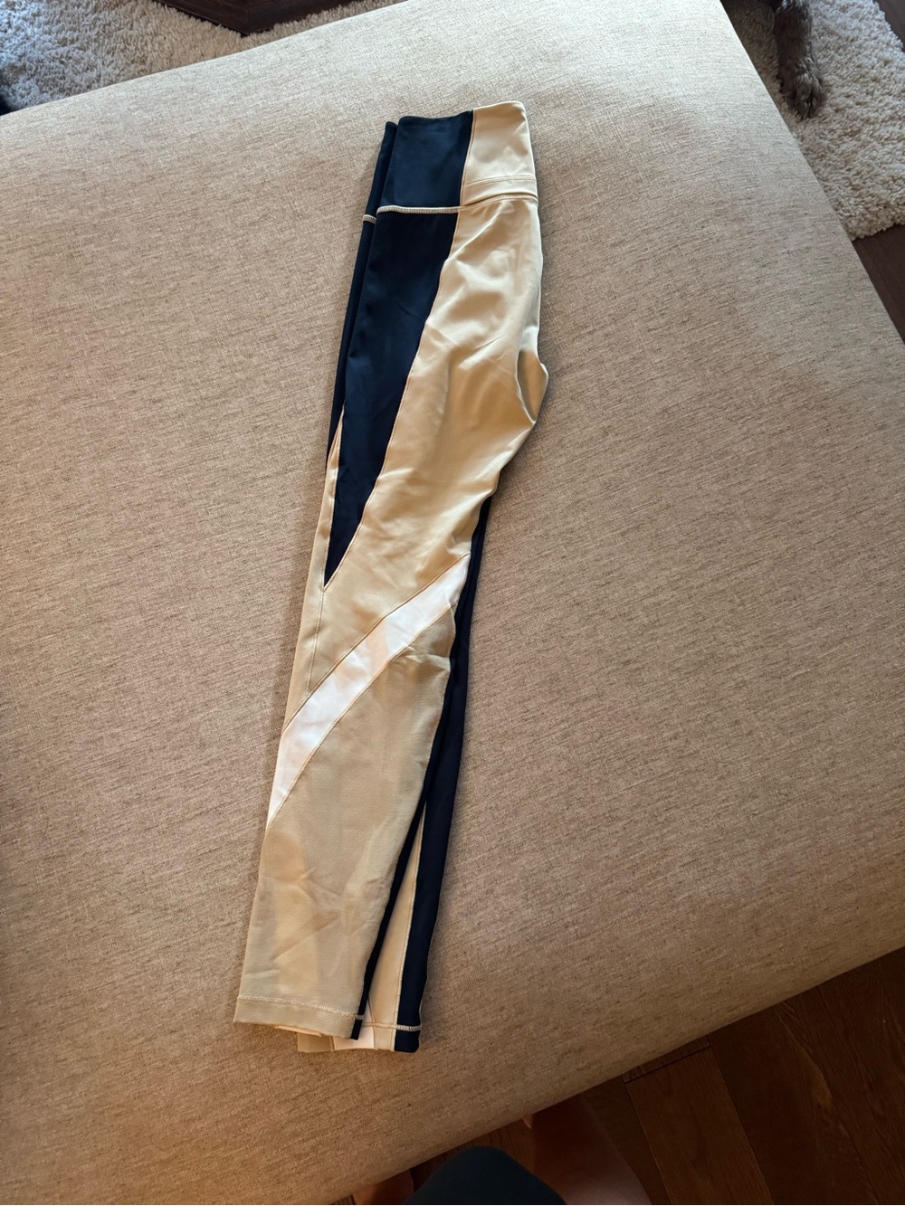Wilson Black and Beige Colorblock Leggings